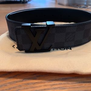 Size 30-34 Mens LV Louis Vuitton Belt